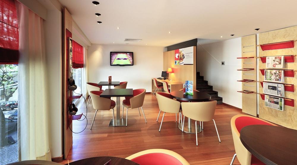 Hotel Ibis Lisboa Liberdade Exterior foto